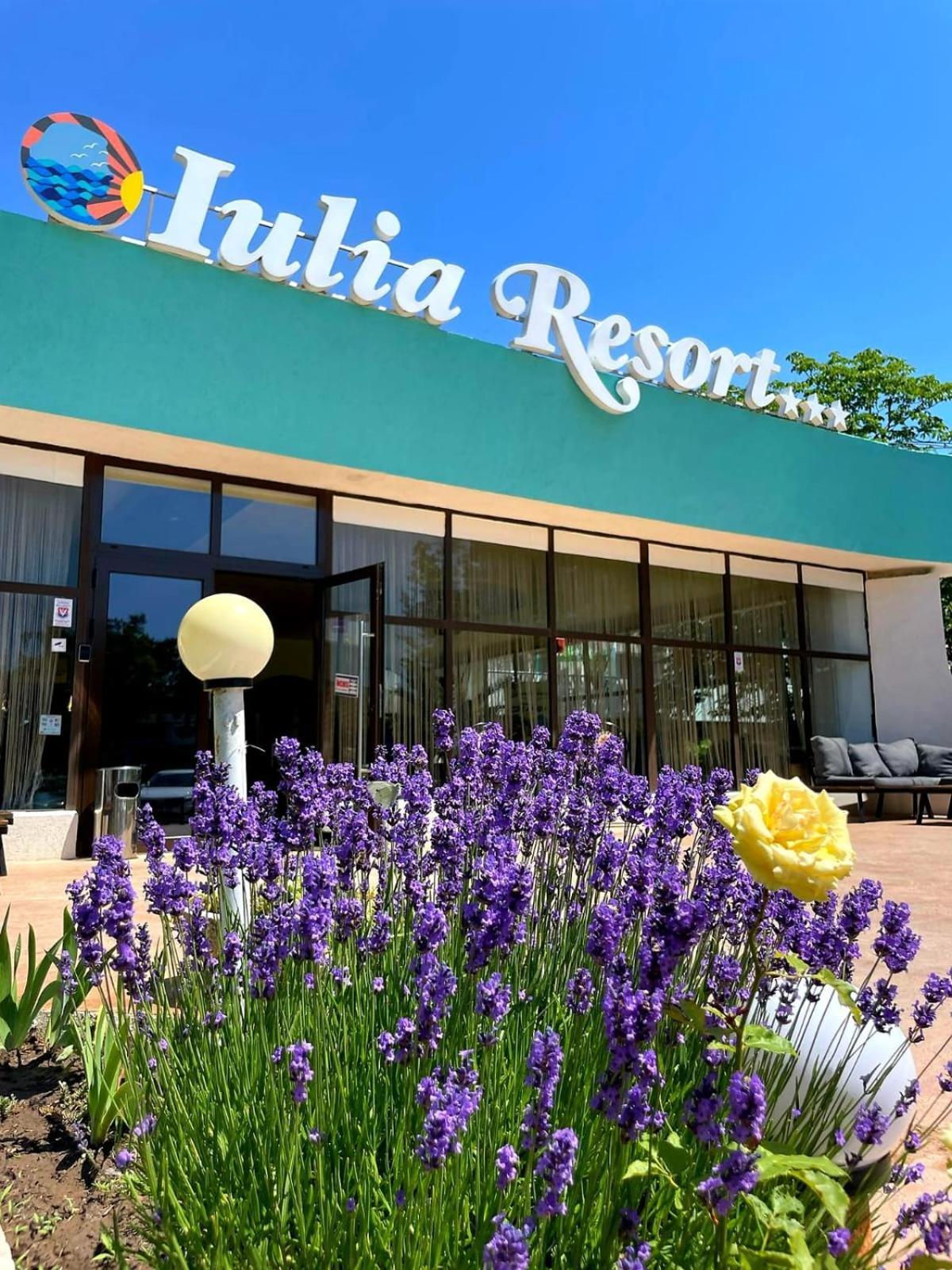 Hotel Iulia Resort Венус Екстериор снимка