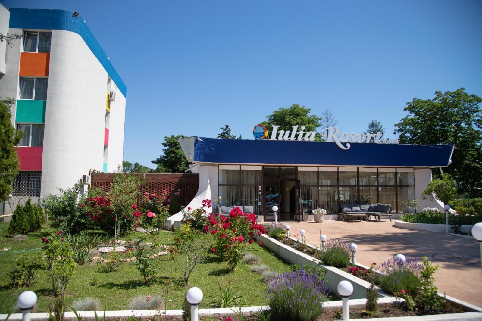 Hotel Iulia Resort Венус Екстериор снимка