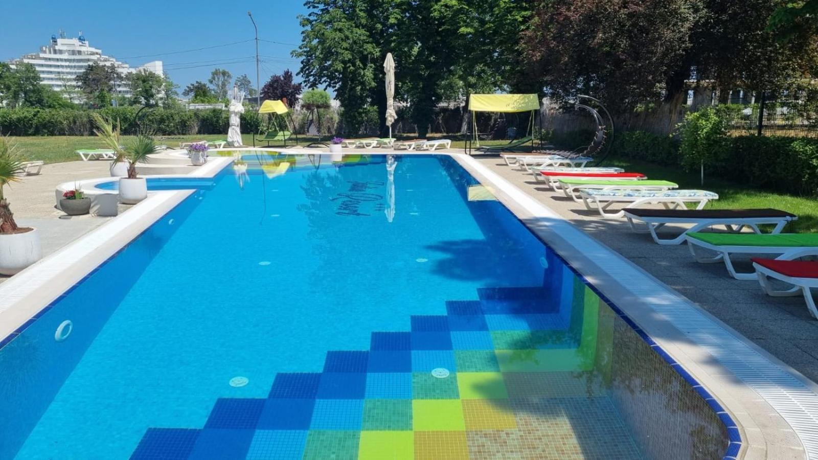 Hotel Iulia Resort Венус Екстериор снимка
